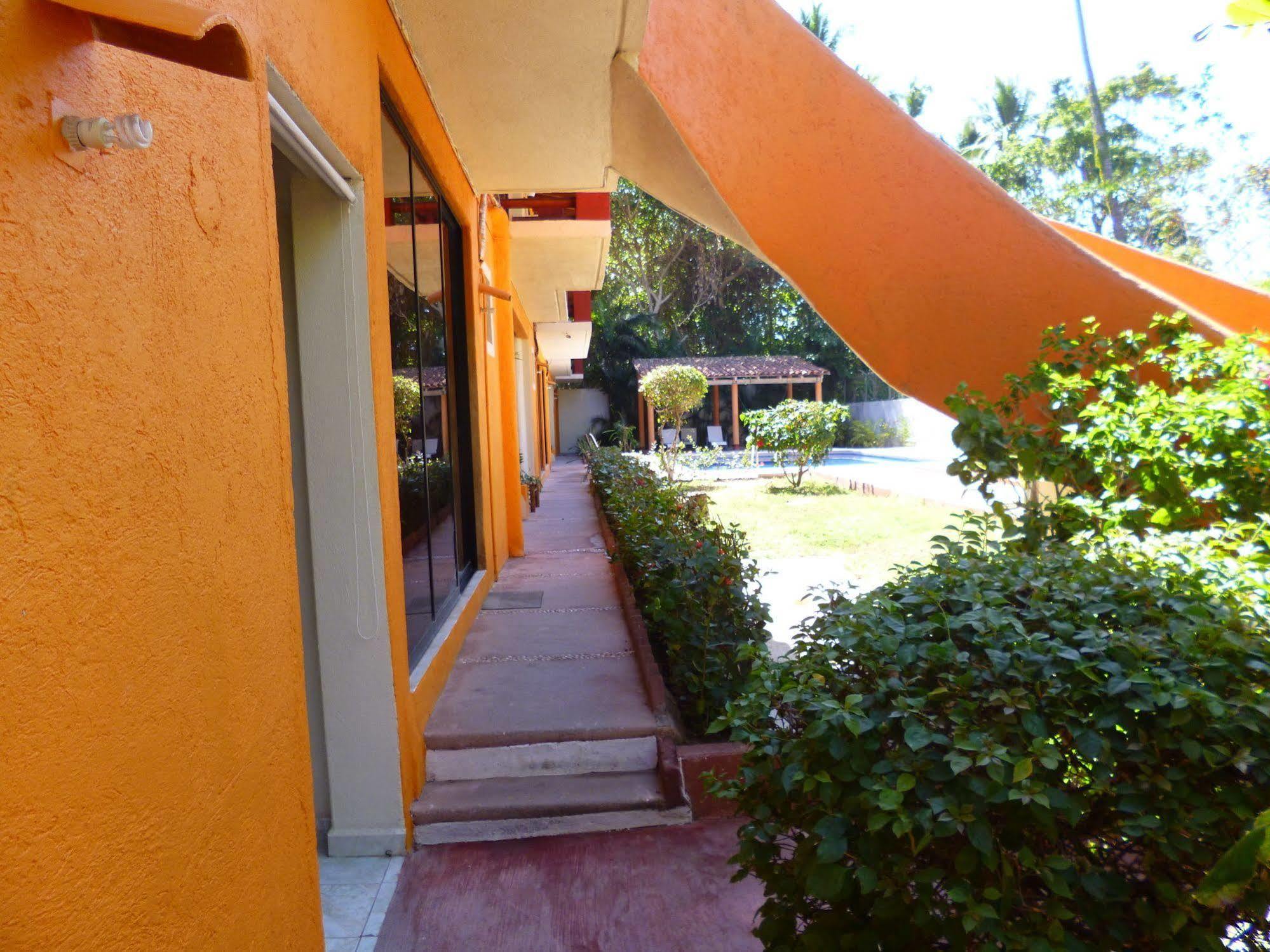 Hotel J.B. Zihuatanejo Zewnętrze zdjęcie